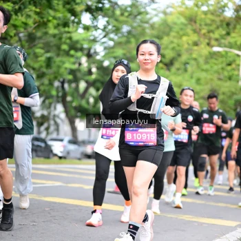 Runner Photo 4161843