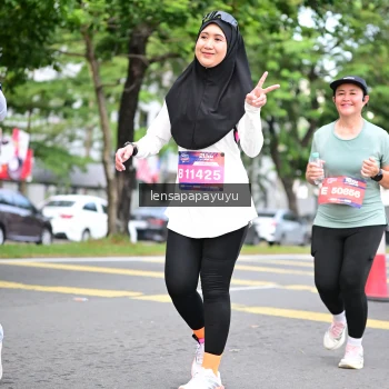 Runner Photo 4161848