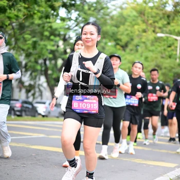 Runner Photo 4161850