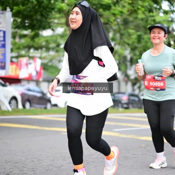 Runner Photo 4161853