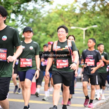 Runner Photo 4161862