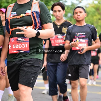 Runner Photo 4161867