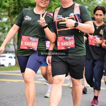 Runner Photo 4161869