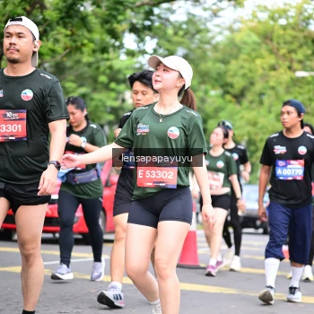 Runner Photo 4161885