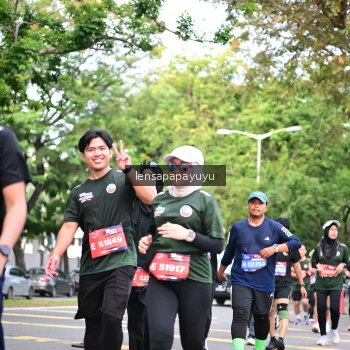 Runner Photo 4161887