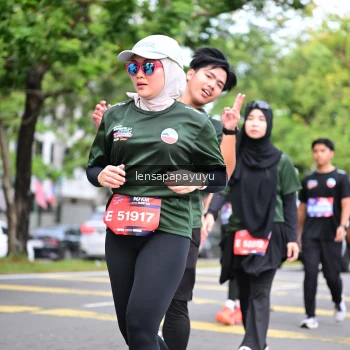 Runner Photo 4161889
