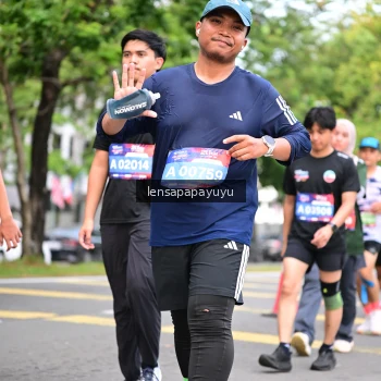Runner Photo 4161901