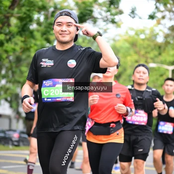 Runner Photo 4161919