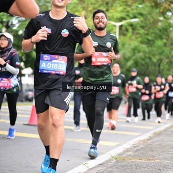 Runner Photo 4161923