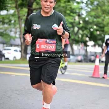 Runner Photo 4161932