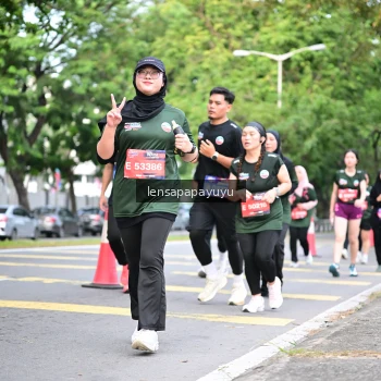 Runner Photo 4161935