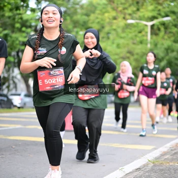 Runner Photo 4161946