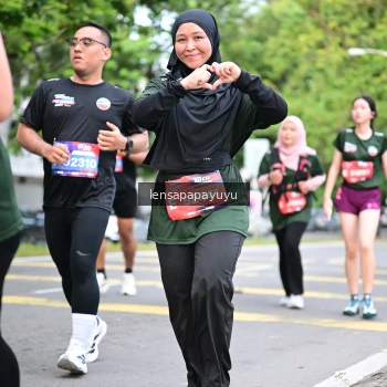 Runner Photo 4161950