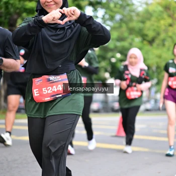 Runner Photo 4161953