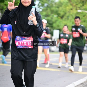 Runner Photo 4161962
