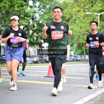 Runner Photo 4161968