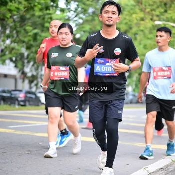 Runner Photo 4161978