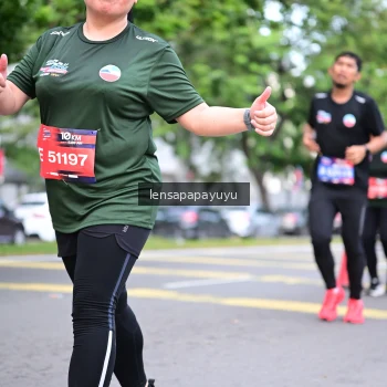 Runner Photo 4161998