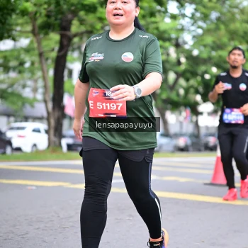 Runner Photo 4162001
