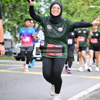 Runner Photo 4162021