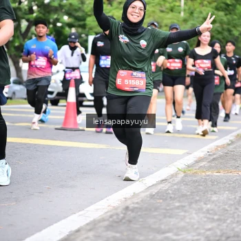 Runner Photo 4162022