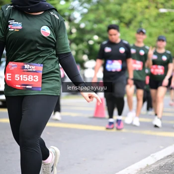 Runner Photo 4162026
