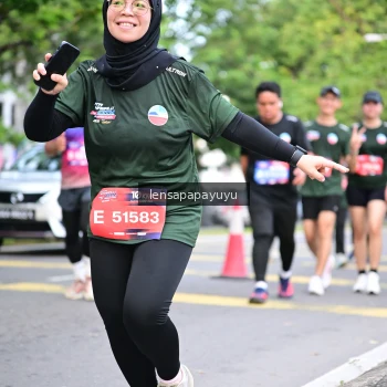 Runner Photo 4162027