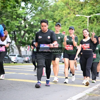 Runner Photo 4162029