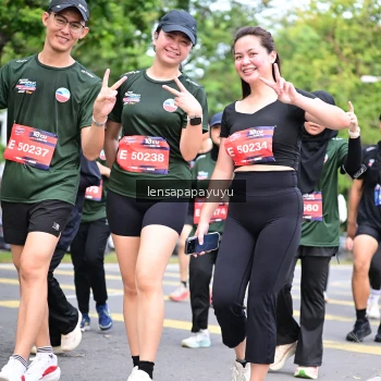 Runner Photo 4162037