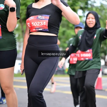 Runner Photo 4162040