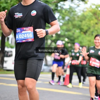 Runner Photo 4162053