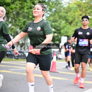 Runner Photo 4162055