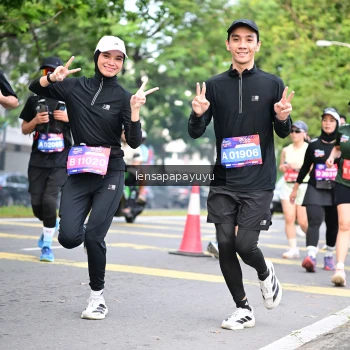 Runner Photo 4162072