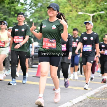 Runner Photo 4162075
