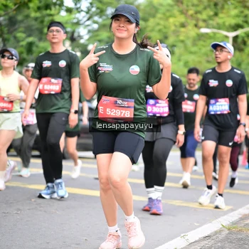 Runner Photo 4162076