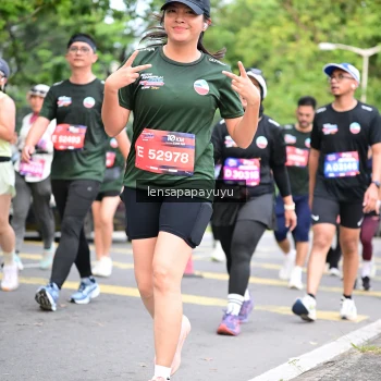 Runner Photo 4162079