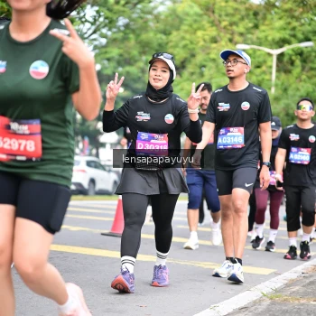 Runner Photo 4162081