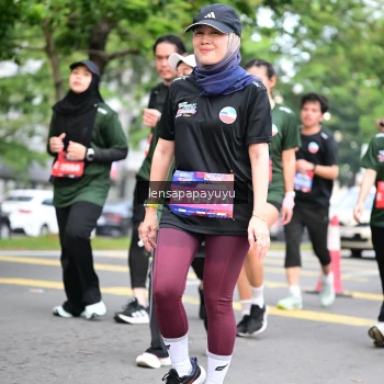 Runner Photo 4162092