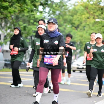 Runner Photo 4162093