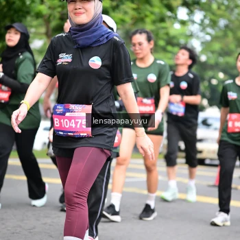 Runner Photo 4162101