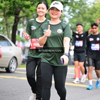 Runner Photo 4162103