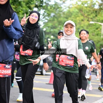 Runner Photo 4162113