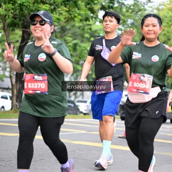 Runner Photo 4162124