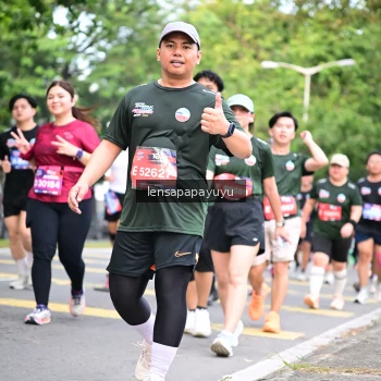 Runner Photo 4162137