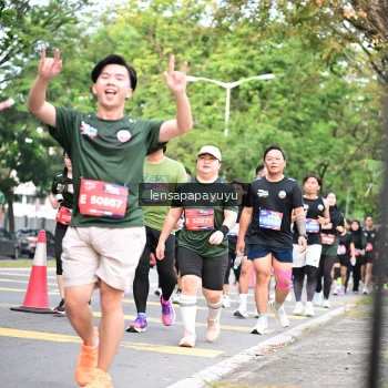 Runner Photo 4162141