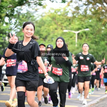 Runner Photo 4162172