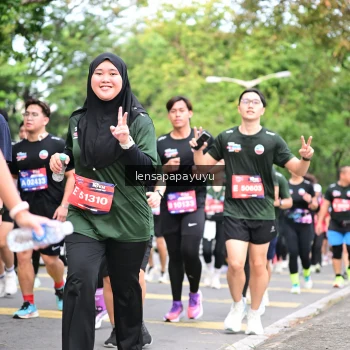 Runner Photo 4162173