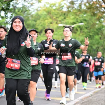 Runner Photo 4162175