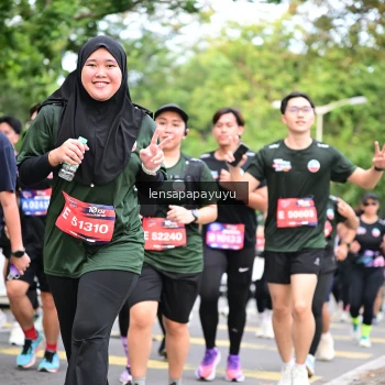 Runner Photo 4162178