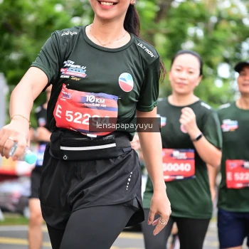 Runner Photo 4162186
